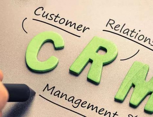 80%试用、80%放弃！一场AI CRM的“数据”与“场景”生死考